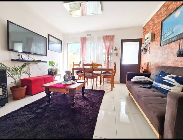 2.5 BEDROOM APARTMENT TO LET IN BLOUBERGRANT